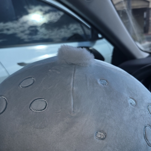 LIMITED EDITION Jorgina the Opalescent Jellyfish Squishmallow - Picture 2 of 5